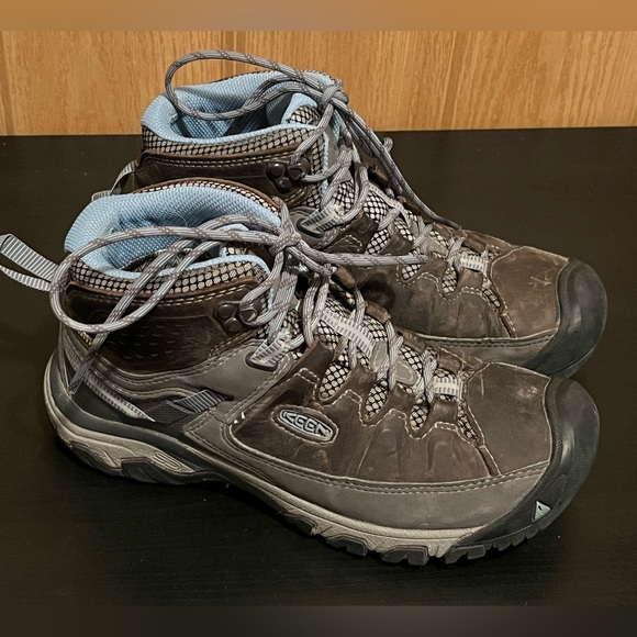 Keen Women's Targhee III Waterproof Boot Magnet/Atlantic Blue - Picture 4 of 15